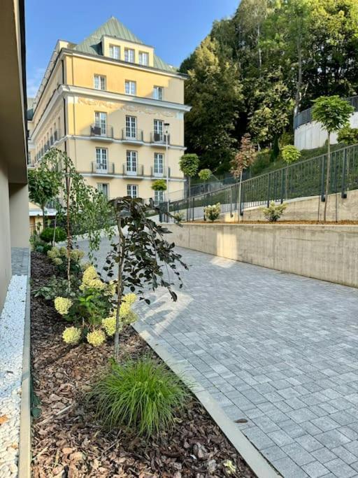 Art & Sunski Studio Z Garazem Podziemnym Krynica-Zdrój Exteriér fotografie